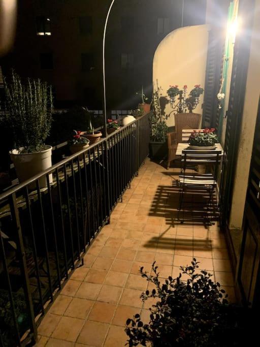Apartamento Loft Del Pratello Bolonia Exterior foto