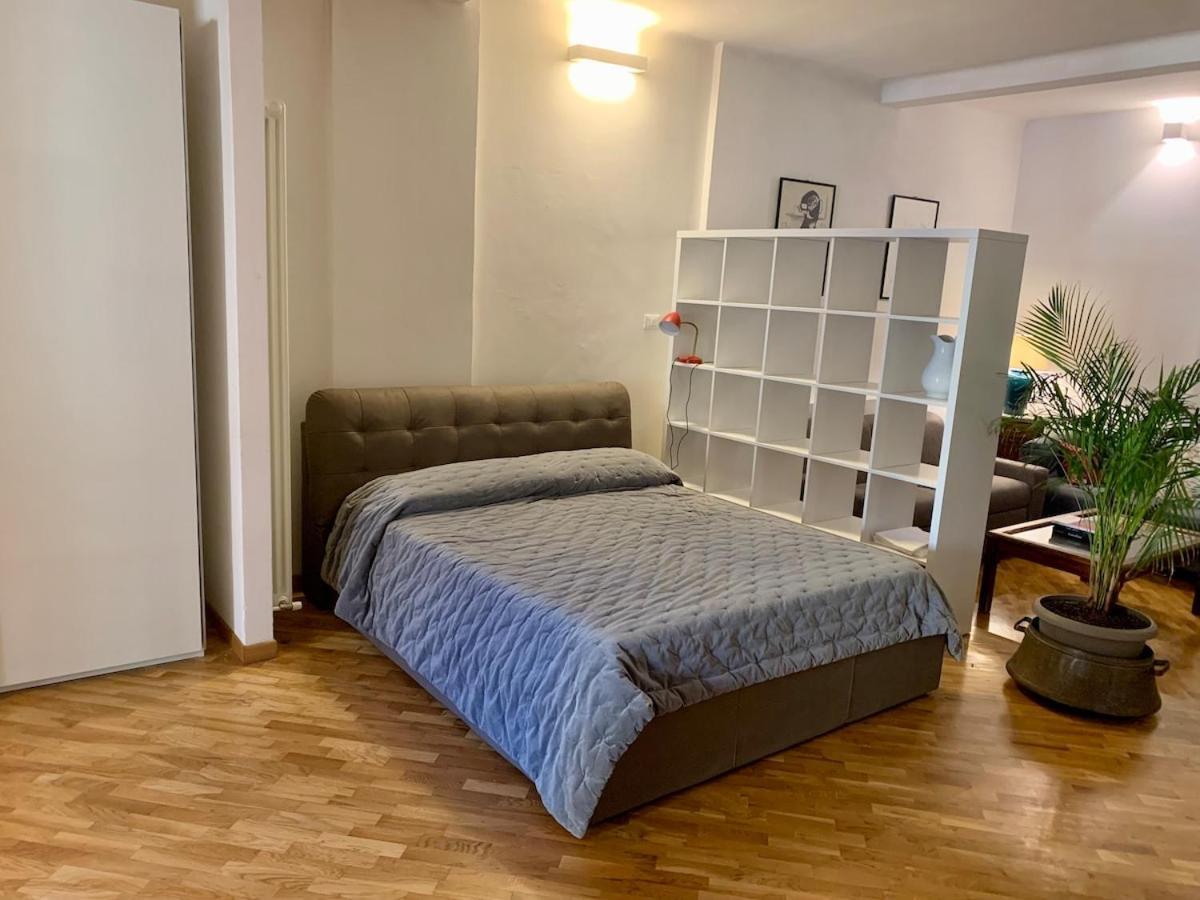 Apartamento Loft Del Pratello Bolonia Exterior foto