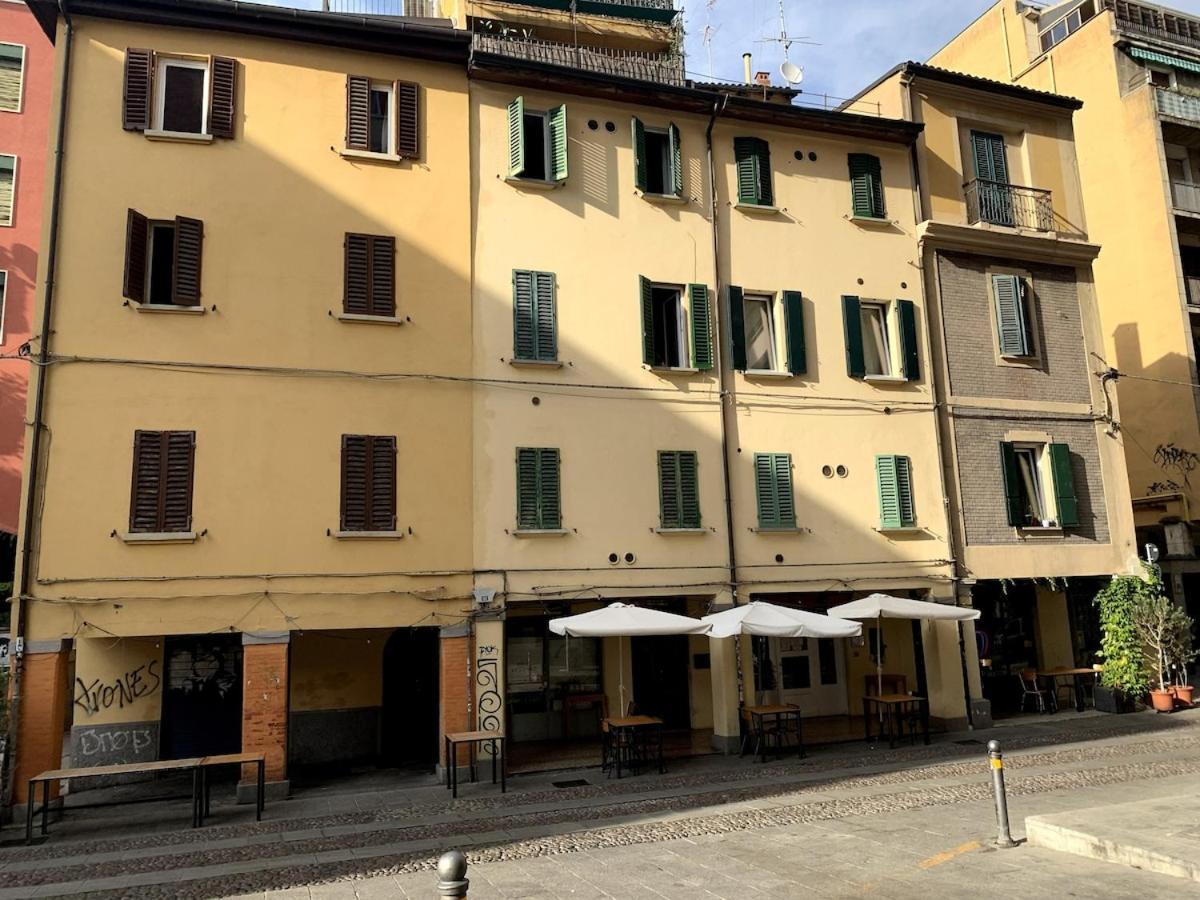 Apartamento Loft Del Pratello Bolonia Exterior foto